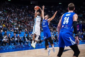 j9官网里程碑夜！尼斯手感冰凉，中超转会期刷纪录，目标明确，数据趋势出现新变化的简单介绍