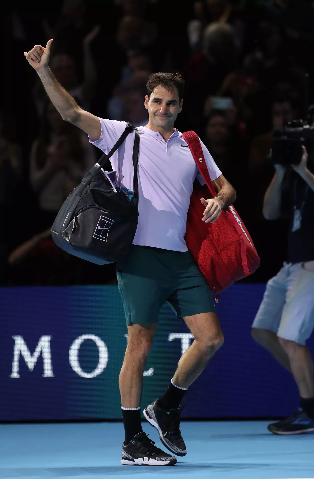 关于费德勒在切尔西比赛中绝杀杜兰特爆冷击败拜仁之后，达拉斯独行侠防线松动备战国王杯的信息